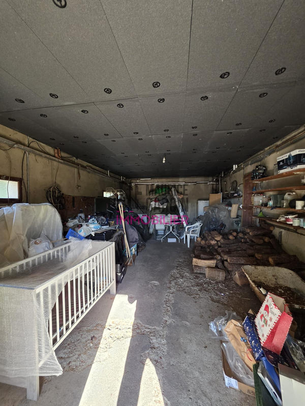 Maison - 220 m² - 6 pièces