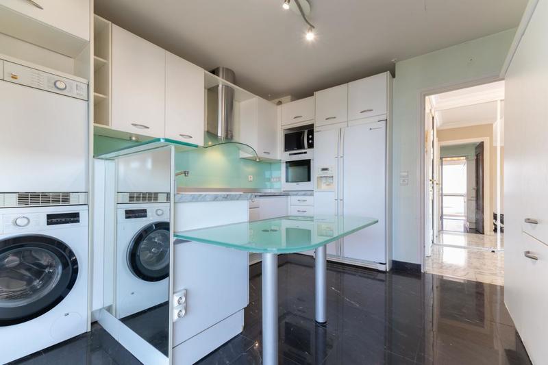 Appartement - 83 m² - 3 pièces