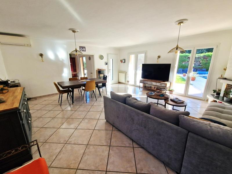 Villa - 110 m² - 4 pièces