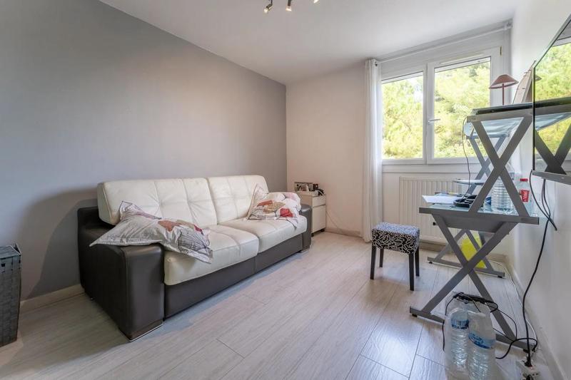 Appartement - 102 m² - 5 pièces