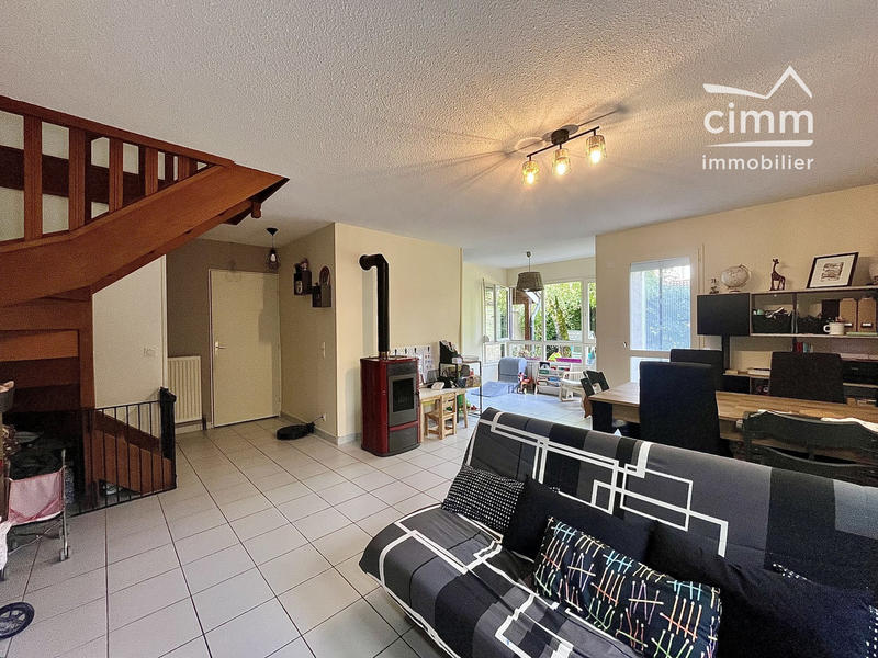 Maison - 91 m² - 5 pièces