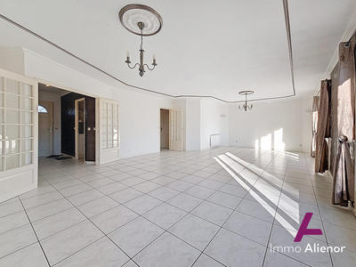 Maison - 128 m² - 5 pièces