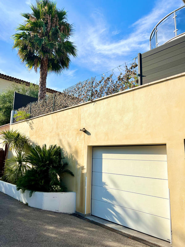 Villa - 220 m² - 7 pièces