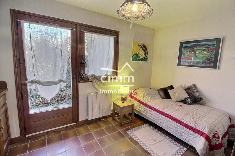 Châlet - 225 m² - 6 pièces