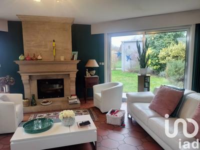 Maison - 230 m² - 10 pièces