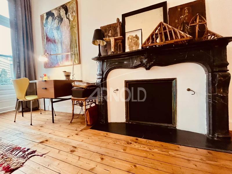 Appartement - 192 m² - 5 pièces