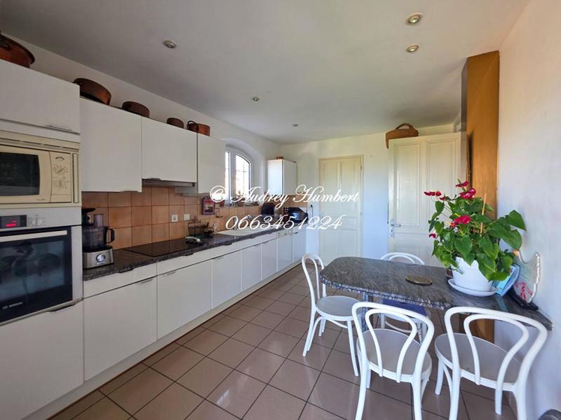 Maison - 136 m² - 5 pièces