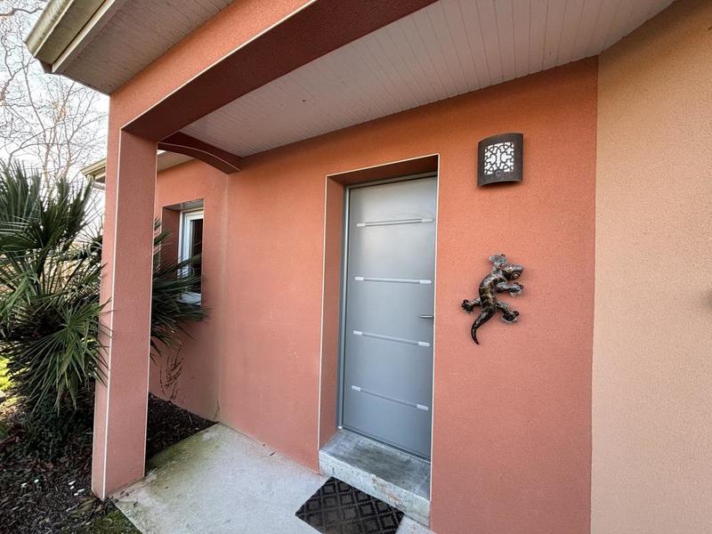 Maison - 181 m² - 7 pièces