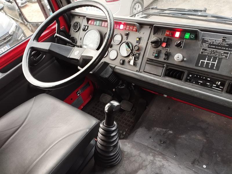 Renault Midliner M210 4x4 4p