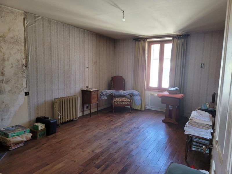 Maison - 190 m² - 8 pièces