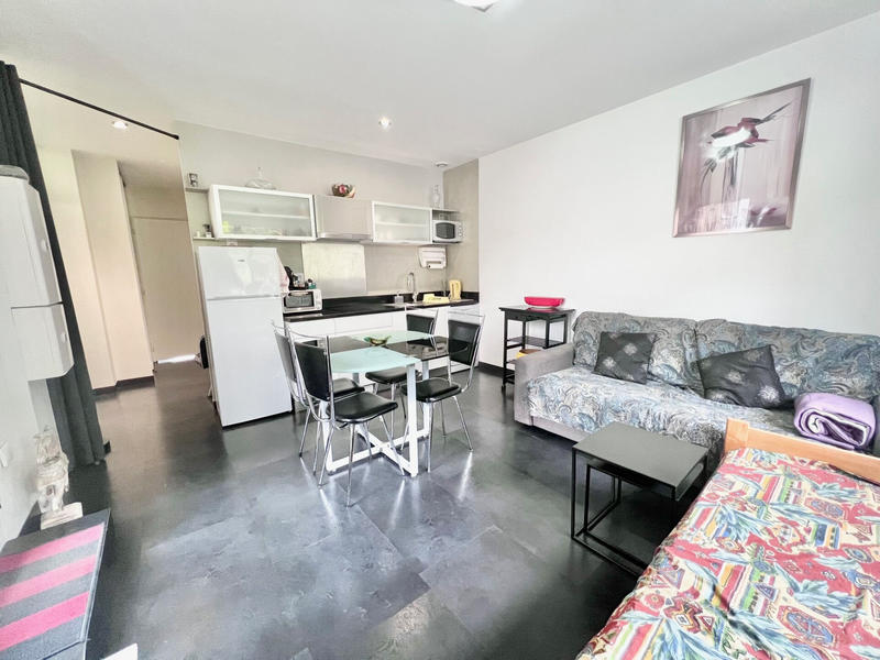 Propriété - 190 m² - 6 pièces