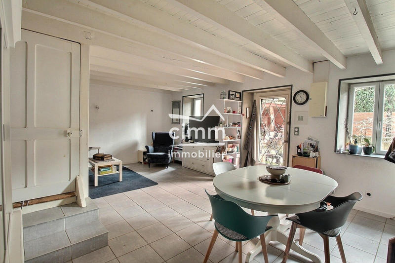 Maison - 94 m² - 4 pièces