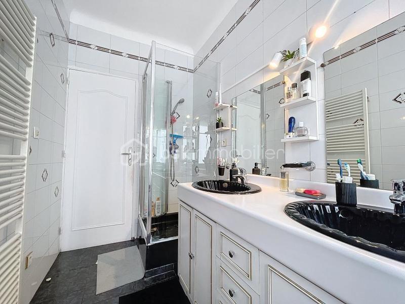 Appartement - 78 m² - 3 pièces