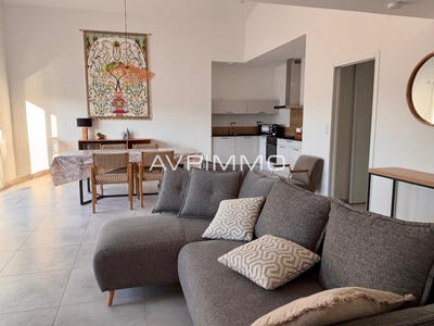 Appartement - 88 m² - 3 pièces