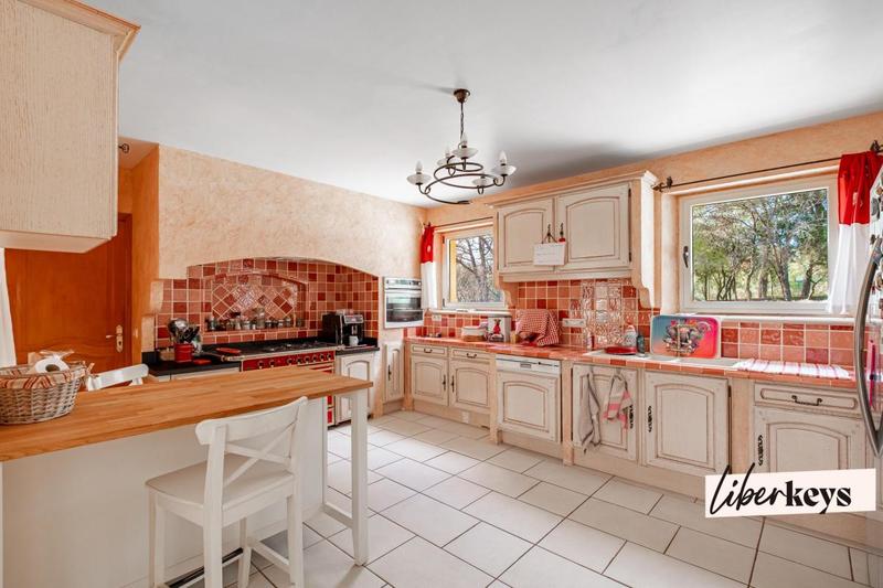 Villa - 160 m² - 5 pièces