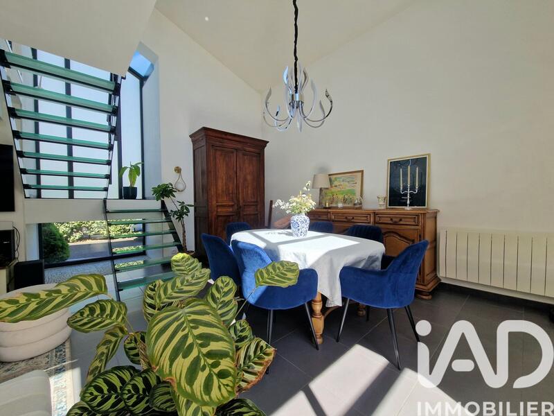 Maison - 160 m² - 5 pièces