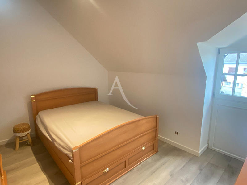 Maison - 93 m² - 4 pièces