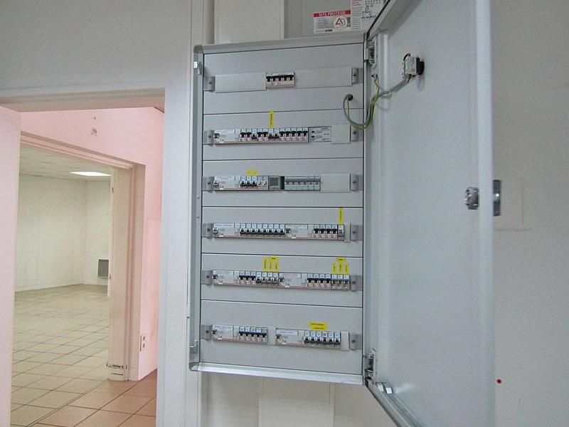 Bureau - 250 m² - 1 pièce