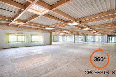 Local d'activités - 304 m²