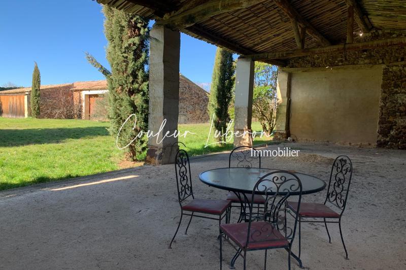 Propriété - 600 m² - 14 pièces