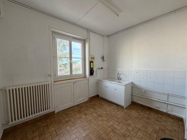 Appartement - 79 m² - 3 pièces