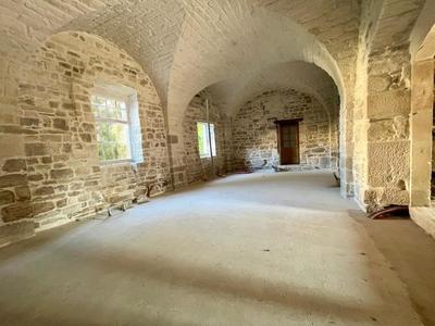 Propriété - 215 m² - 10 pièces