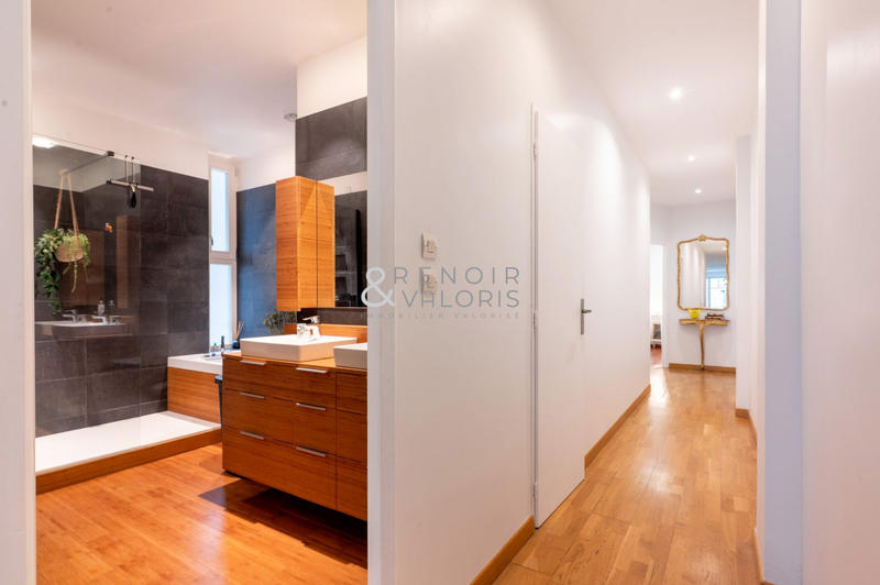 Appartement - 103 m² - 3 pièces