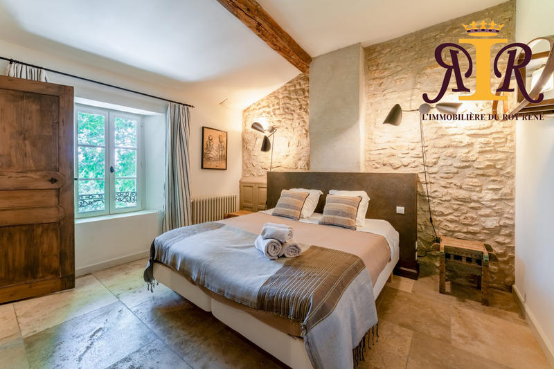 Bastide - 450 m² - 12 pièces