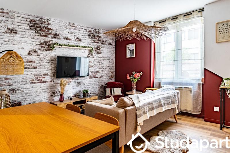 Chambre - 9 m² - 1 pièce