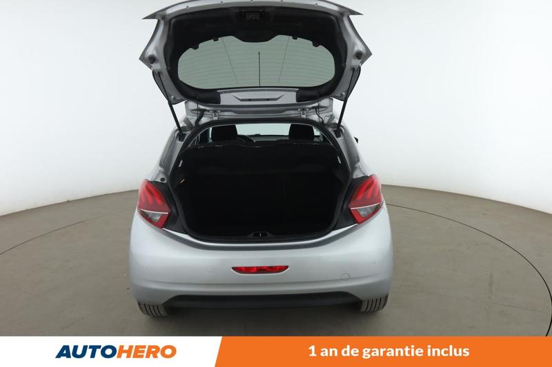 Peugeot 208 1.6 Blue-HDi Style 5p 100 ch