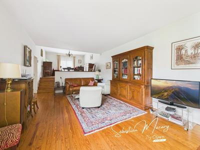 Maison - 170 m² - 7 pièces