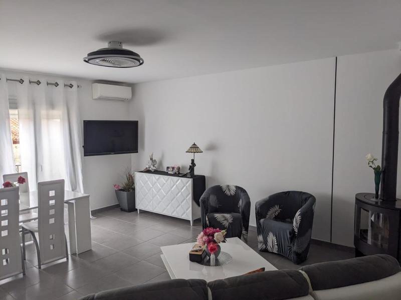 Maison - 94 m² - 5 pièces