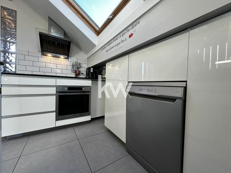 Appartement - 92 m² - 3 pièces