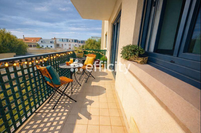 Appartement - 86 m² - 4 pièces