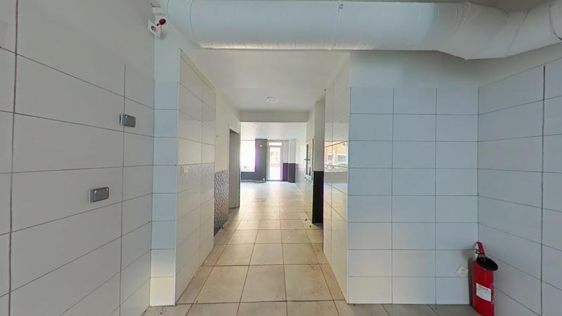 Local commercial - 43 m² - 2 pièces