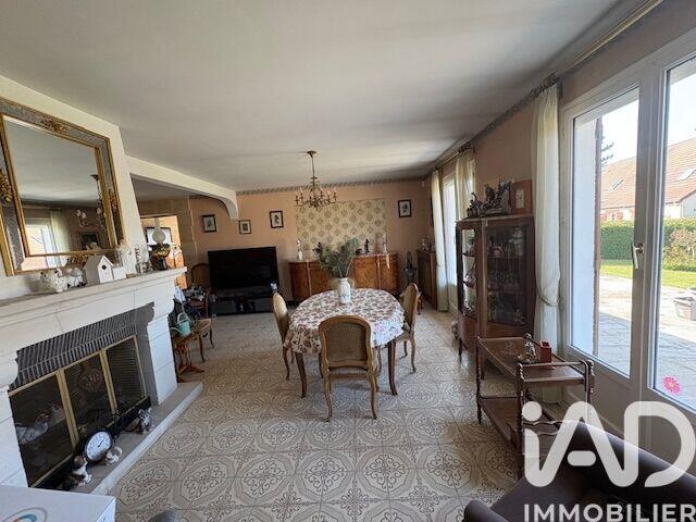 Maison - 170 m² - 8 pièces