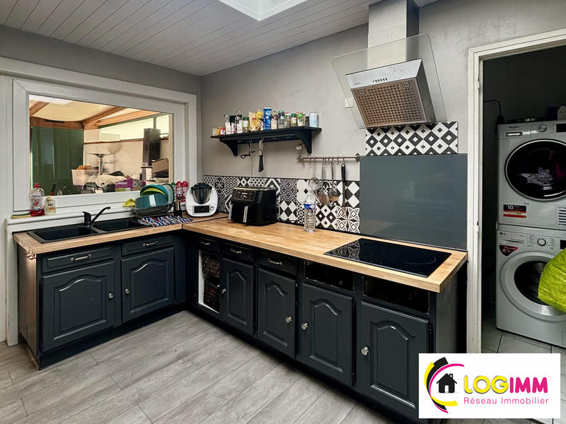 Maison - 121 m² - 7 pièces