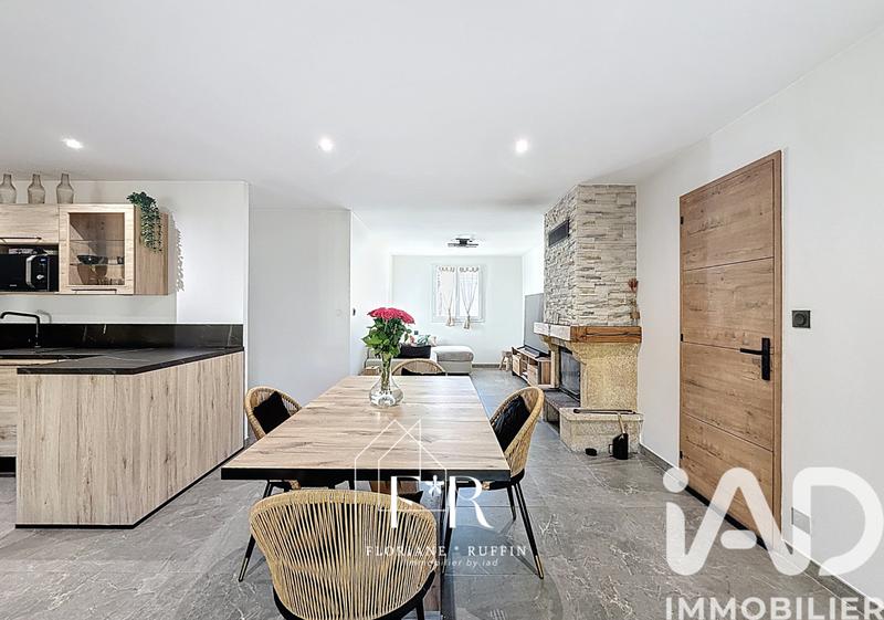 Maison - 90 m² - 3 pièces