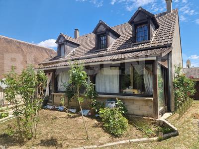 Maison - 139 m² - 5 pièces