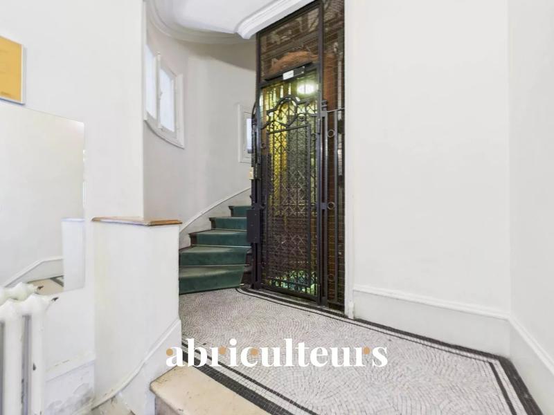 Appartement - 105 m² - 5 pièces