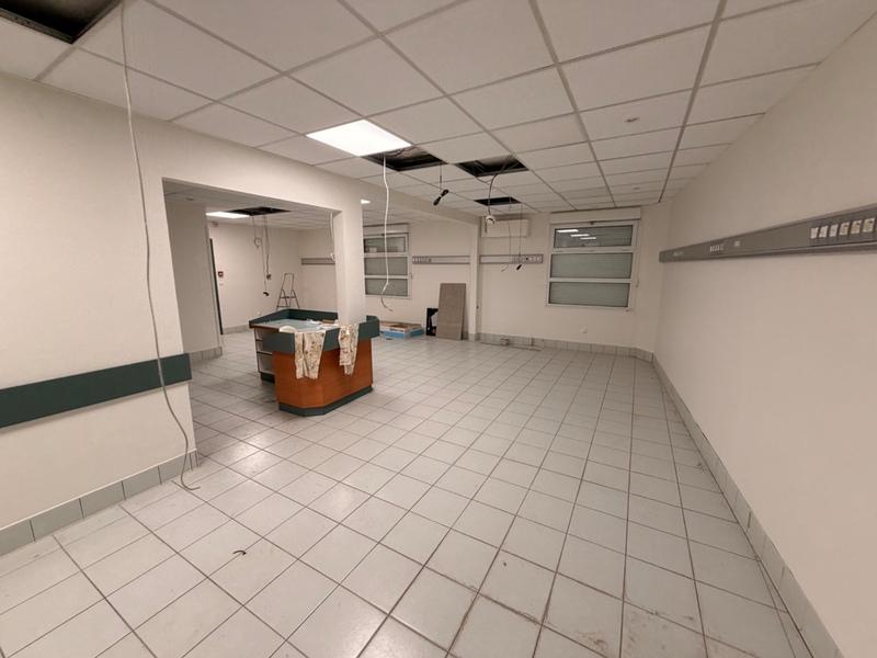 Bureau - 178 m² - 5 pièces