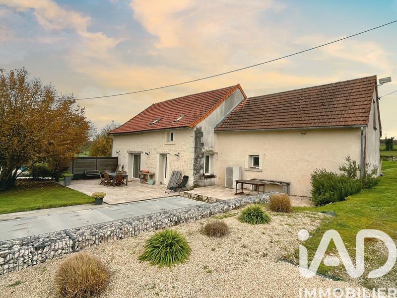 Maison - 141 m² - 6 pièces