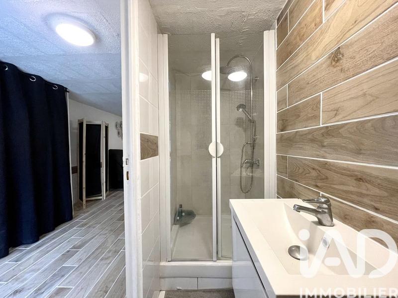 Maison - 223 m² - 6 pièces