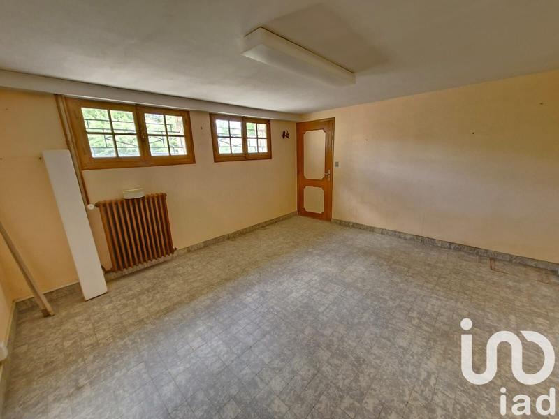 Maison - 184 m² - 8 pièces