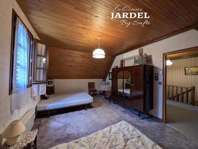 Maison - 174 m² - 5 pièces