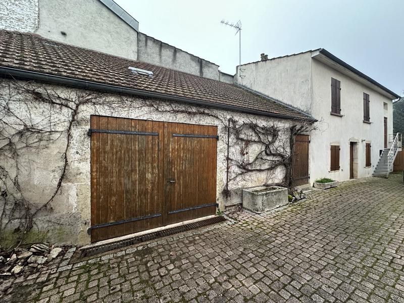 Maison - 191 m² - 7 pièces