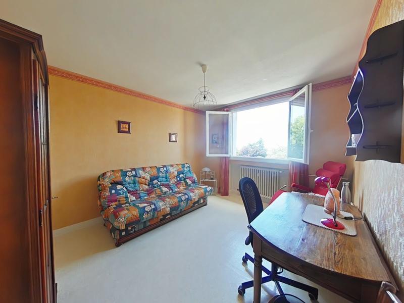 Appartement - 81 m² - 3 pièces