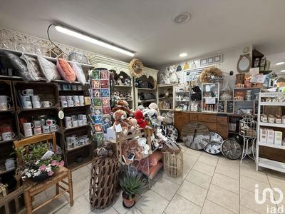 Local commercial - 114 m²