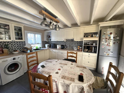 Maison - 191 m² - 5 pièces