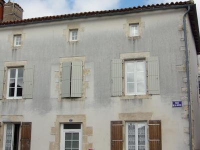 Maison - 150 m² - 6 pièces